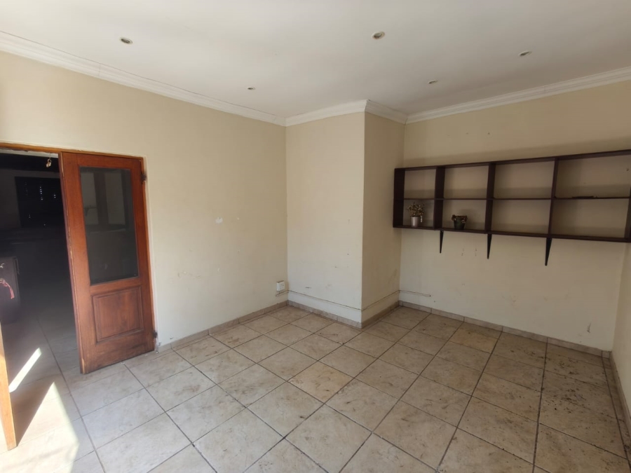 4 Bedroom Property for Sale in Safari Gardens North West